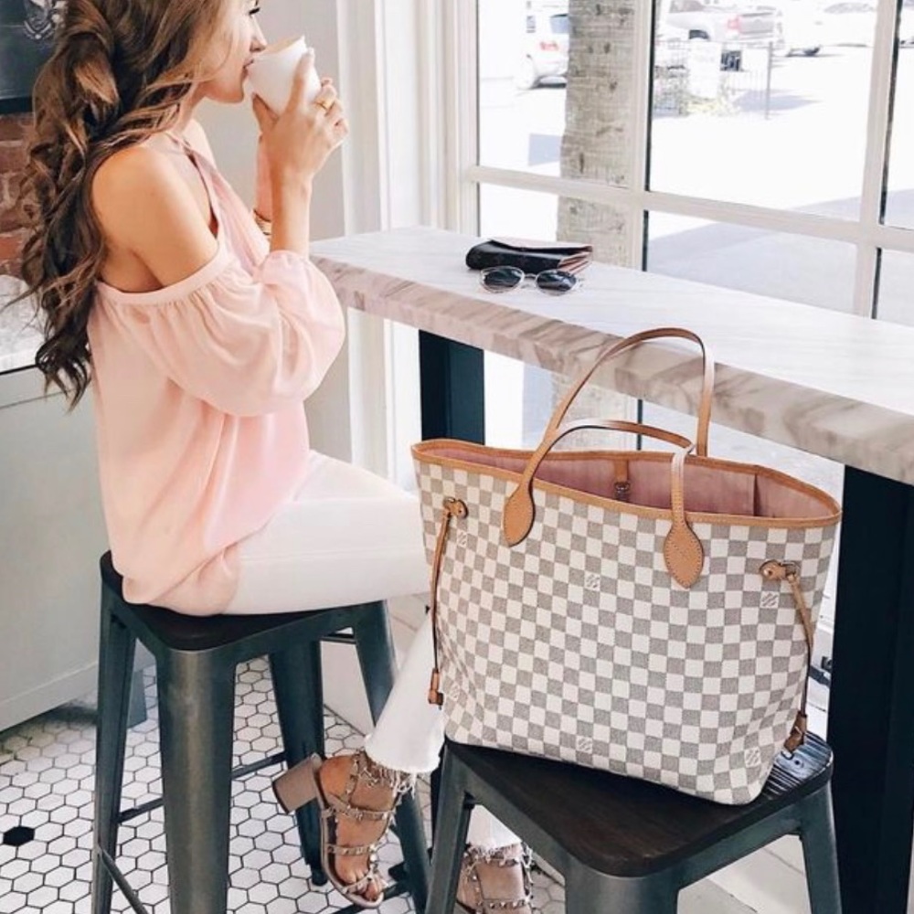 SOLD New Louis Vuitton Neverfull MM